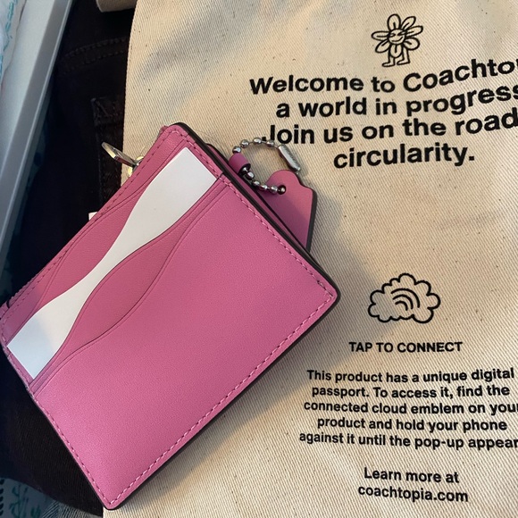 Coach Coachtopia Wavy Zip Card Case - Bright Magenta 💖 BRAND NEW with Dust bag - Picture 5 of 5